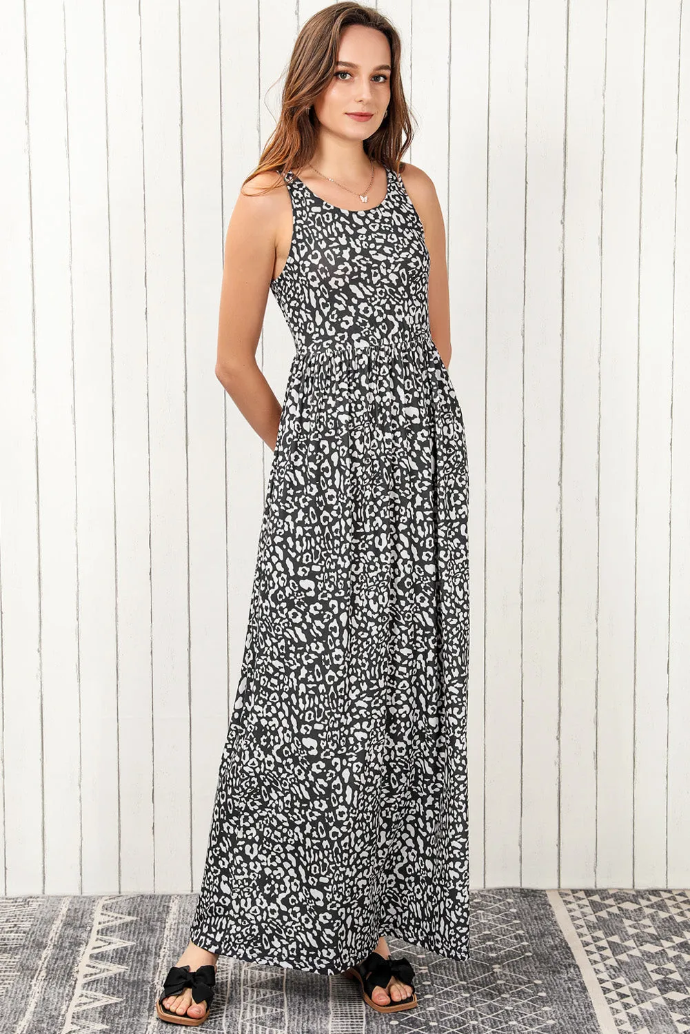 *APP EXCLUSIVE* Leopard Round Neck Sleeveless Maxi Dress