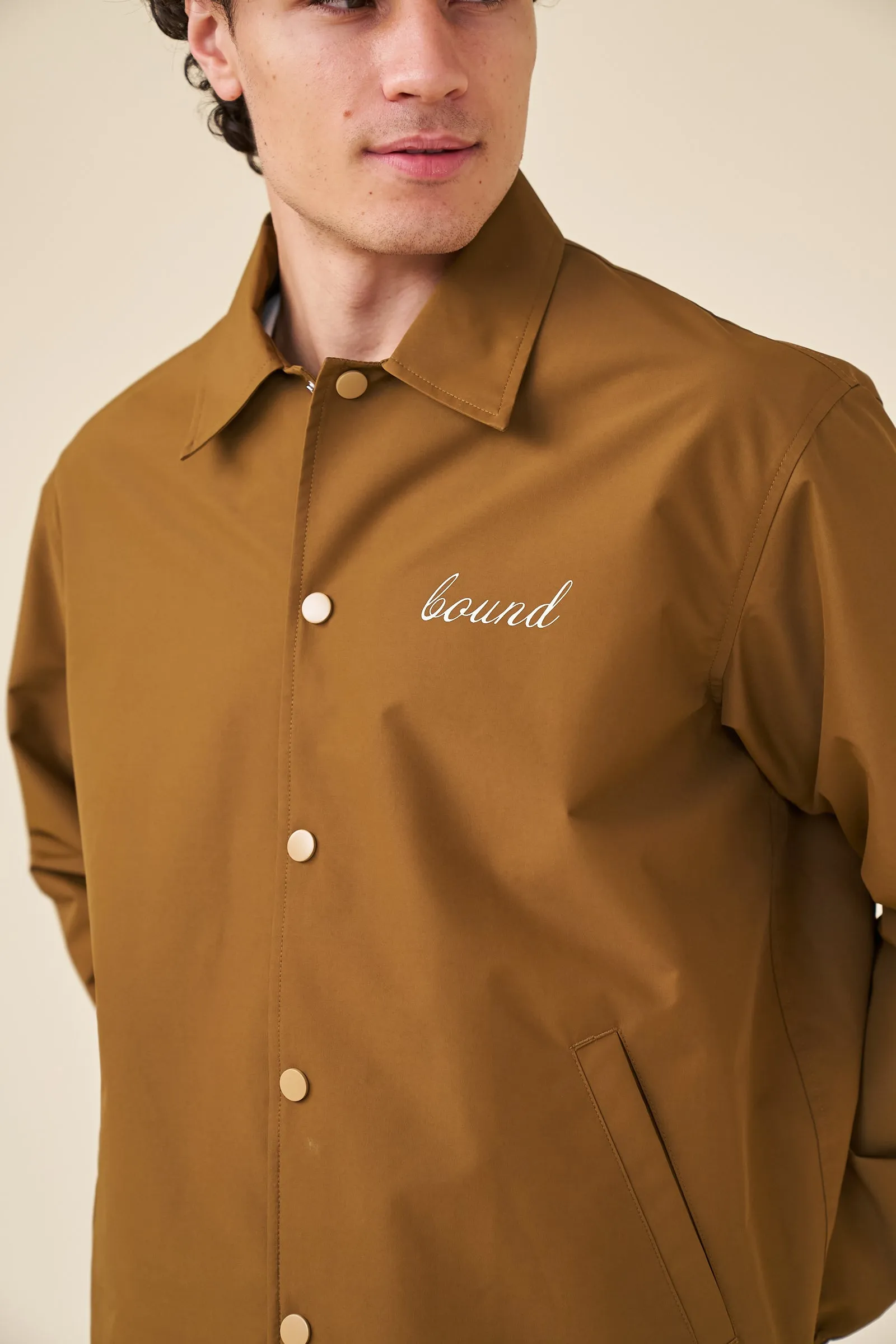 CLASSIC COACH JACKET - CARAMEL