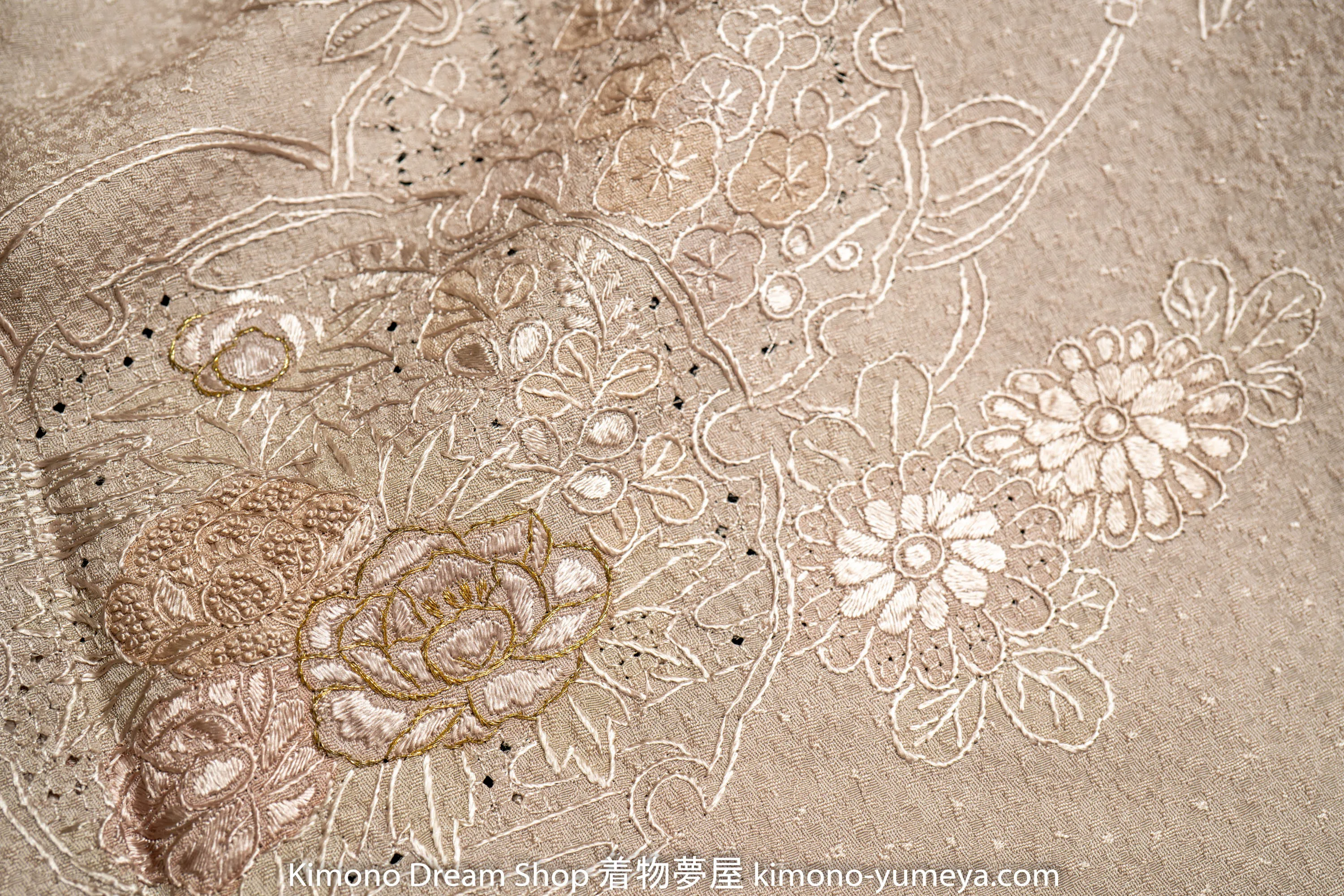 Embroidered High Quality Silk Branded Houmongi – Hitoe Textured Floral Embroidering with Holes