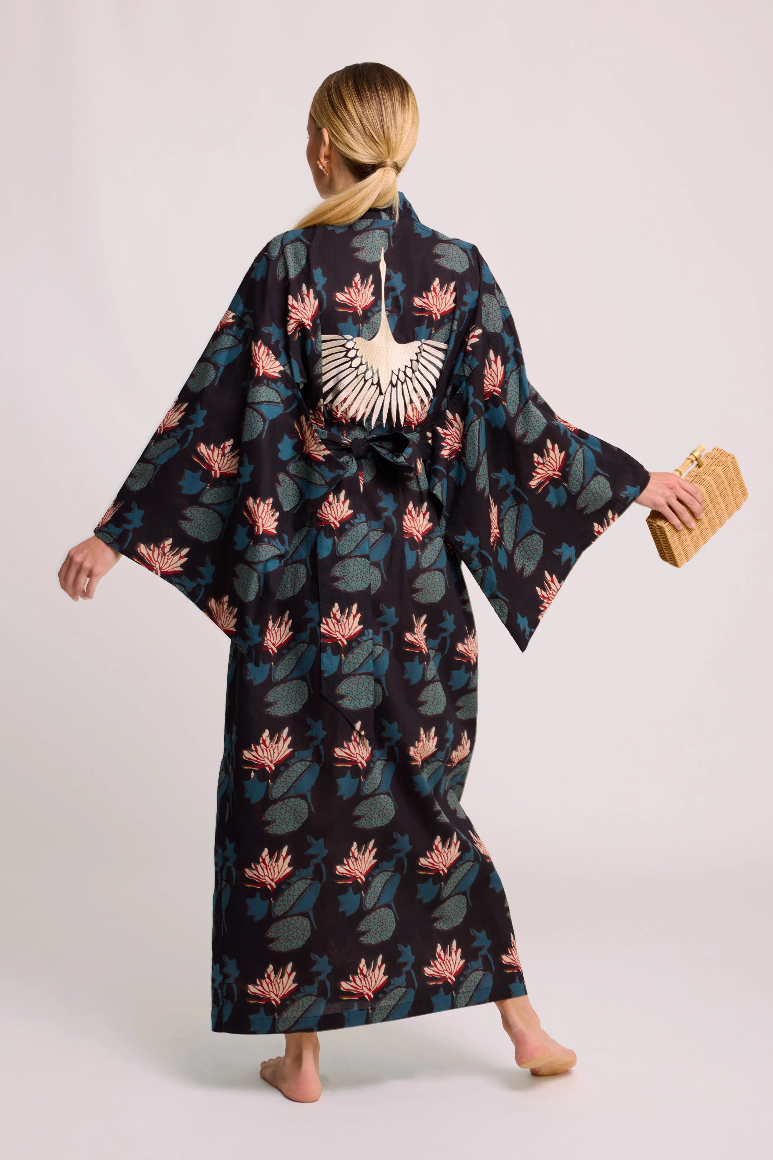 Krisant Kimono