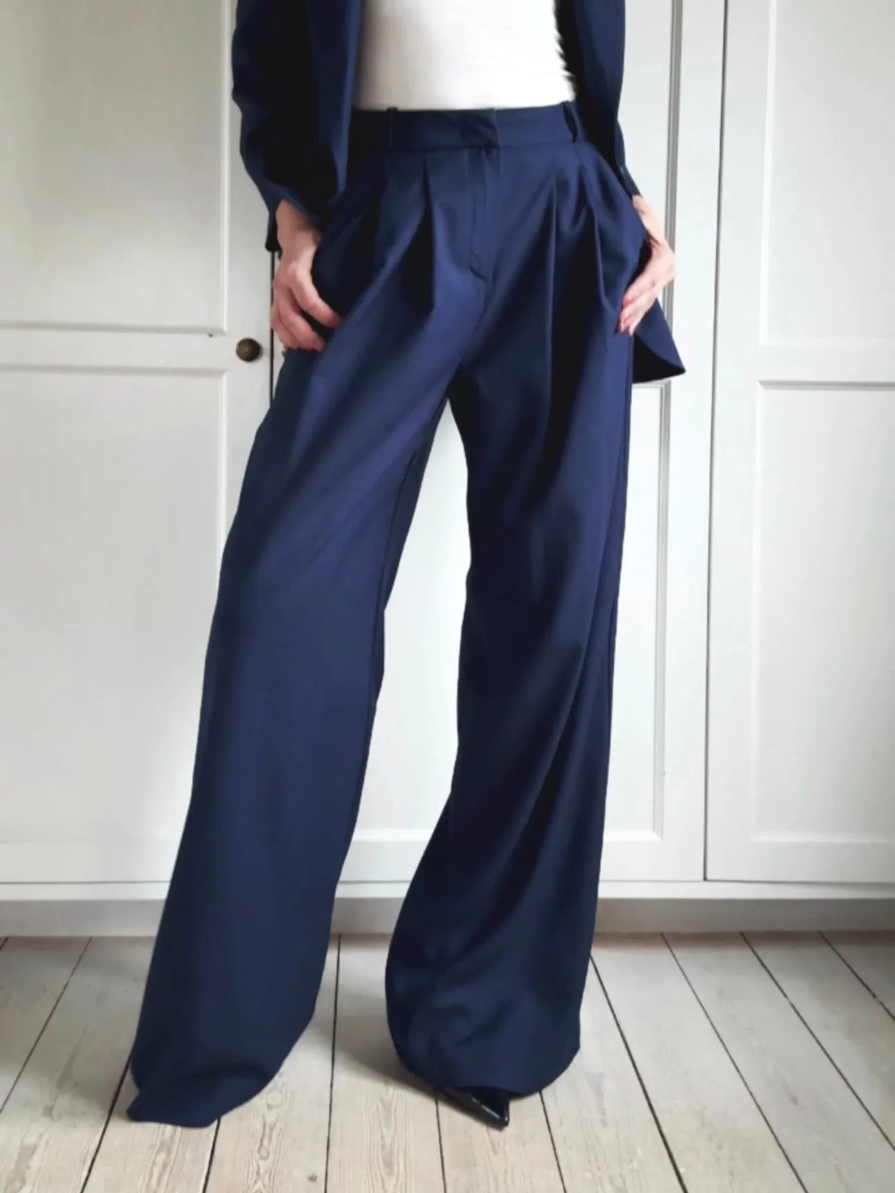 LOOSE SLACKS - DARK BLUE