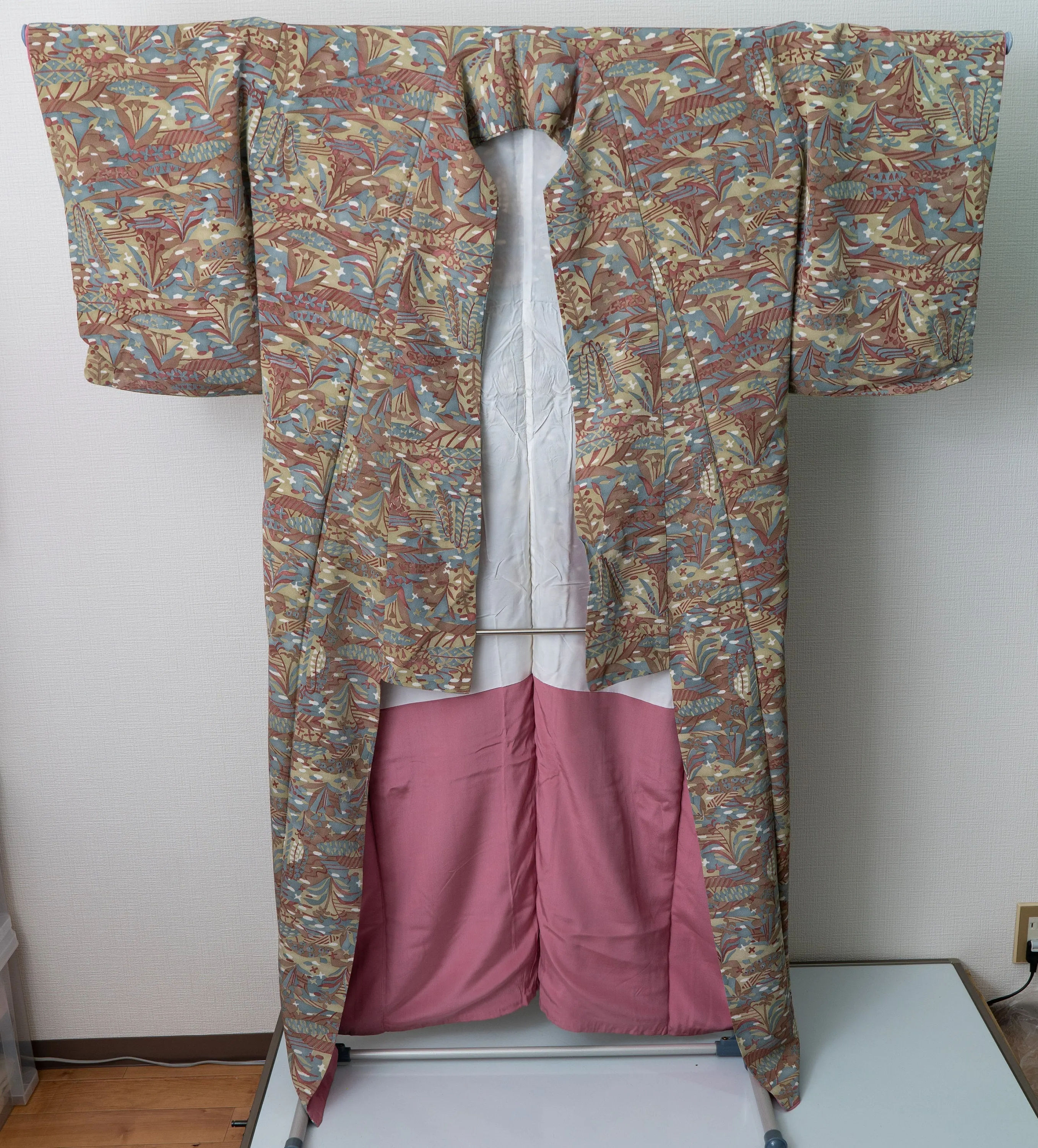 Outdoorsy Japanese Silk Kimono featuring Flowers, Bushes, Trees, Rivers, and Leaves