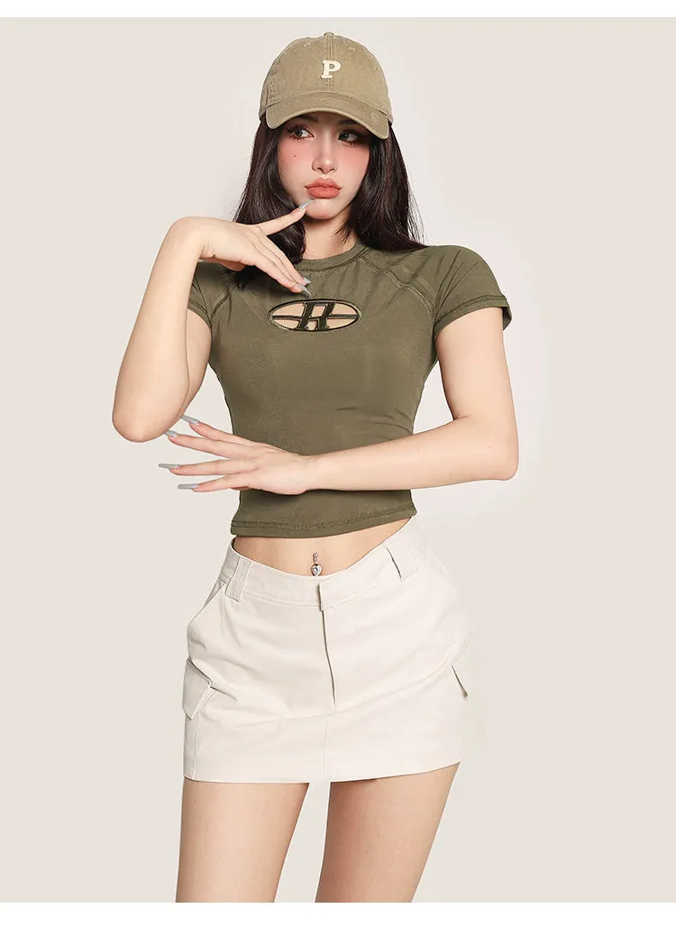 Riley Solid Color Short Sleeve Metallic R Design Slim Cropped Top