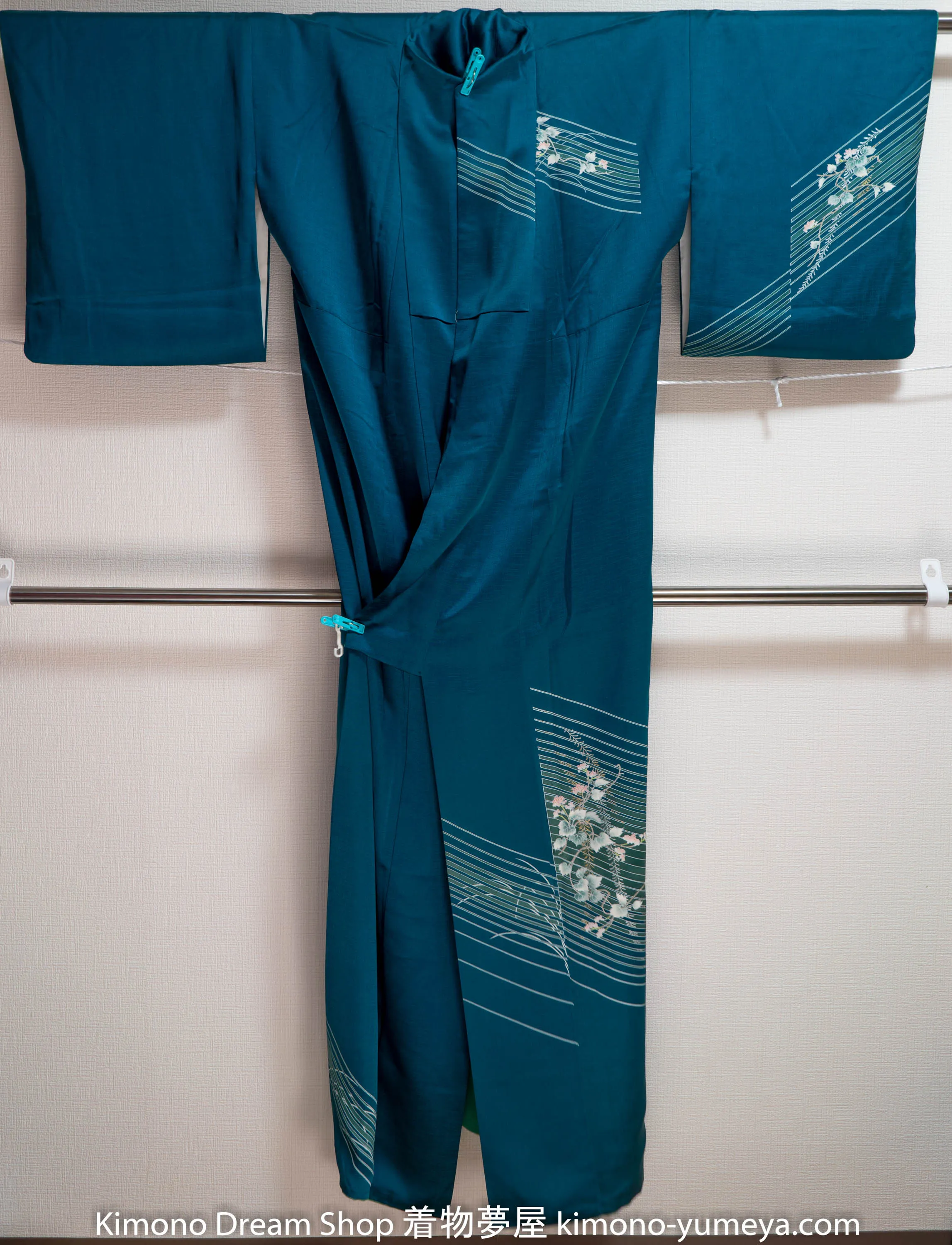 Teal Super Shiny Vintage Houmongi – Lined Pattern – ScotchGard High Quality Japanese Chirimen Silk