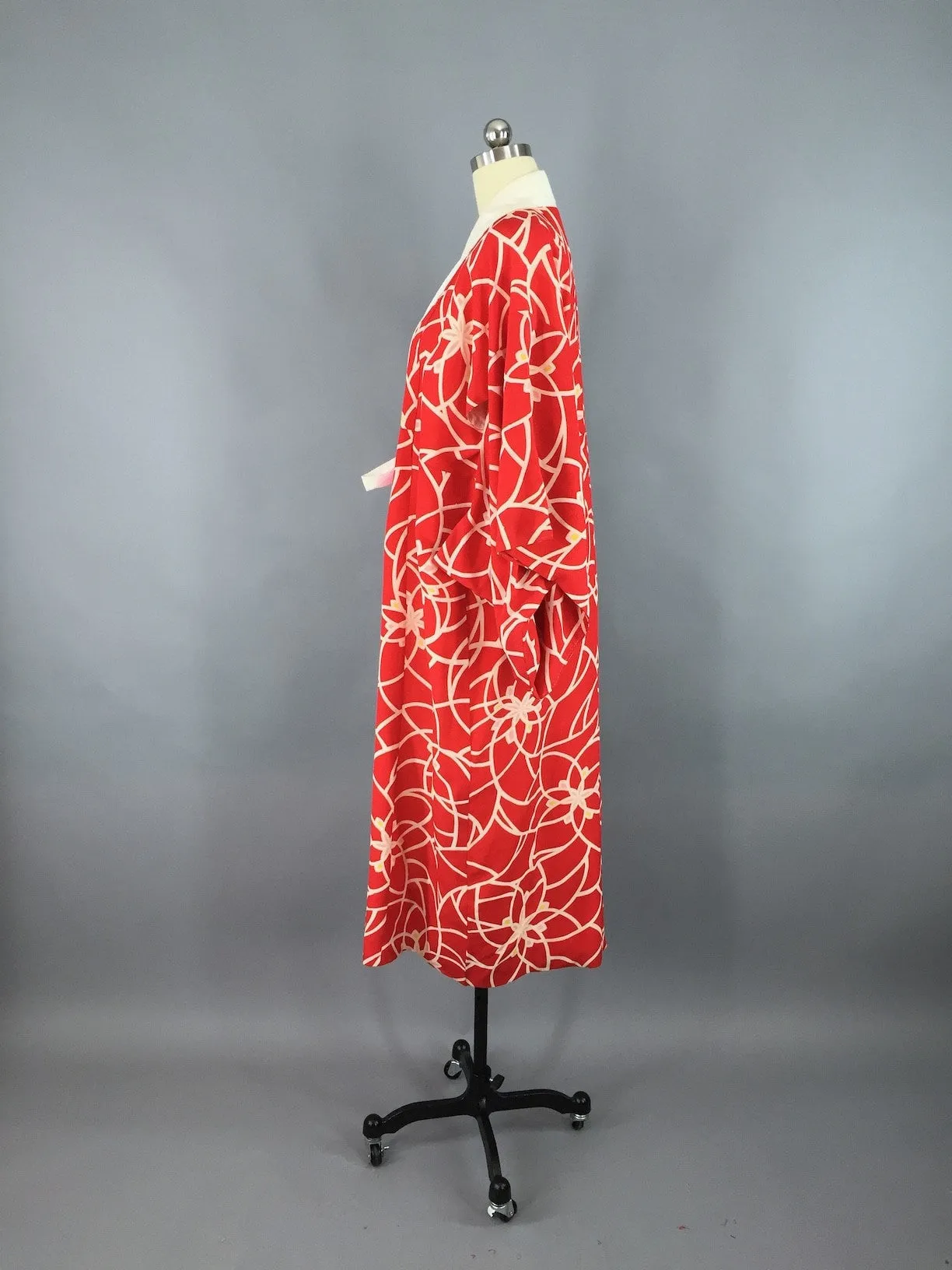 Vintage 1930s Silk Kimono Robe / Red & Pink Floral Print